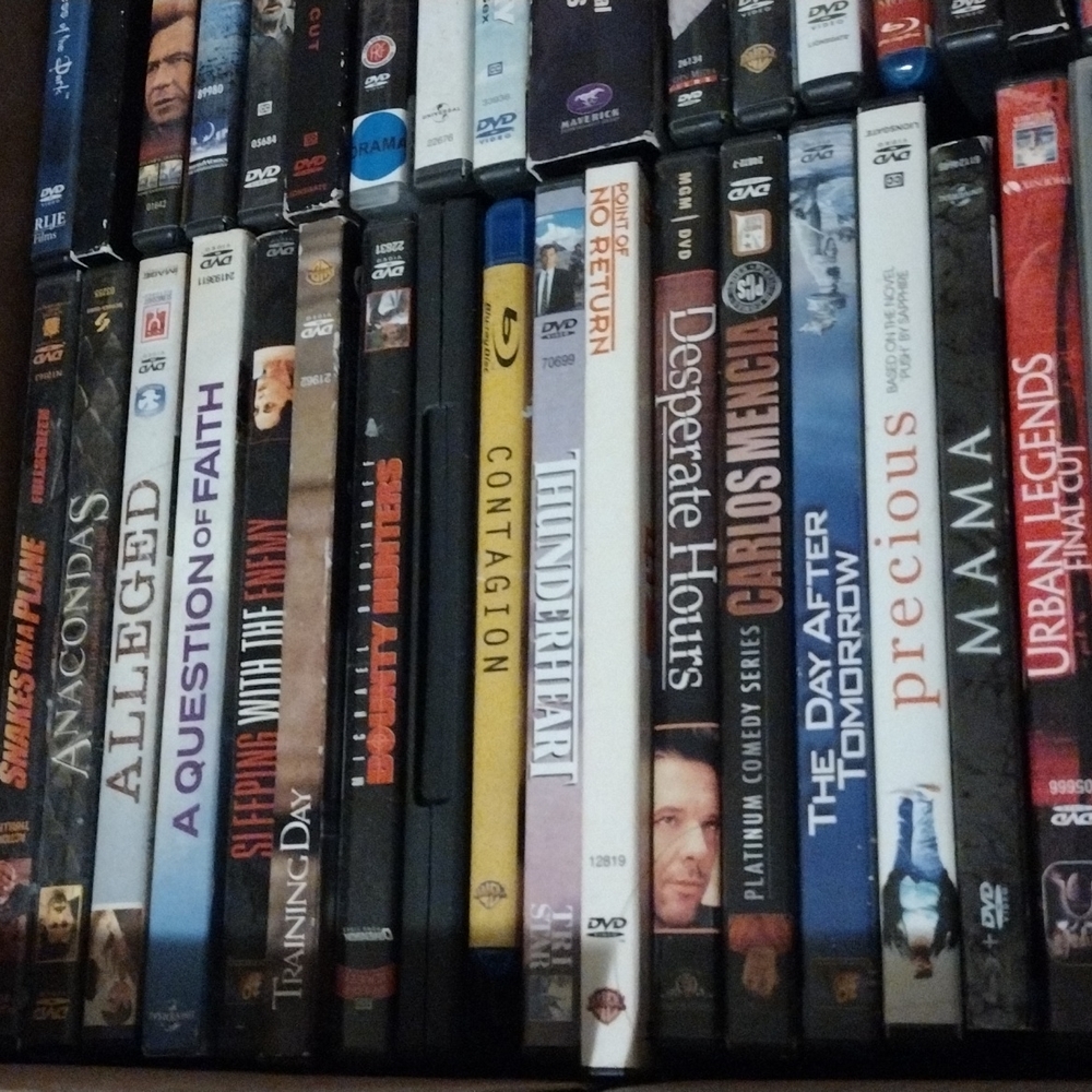 Dvds - Picture 2 of 14